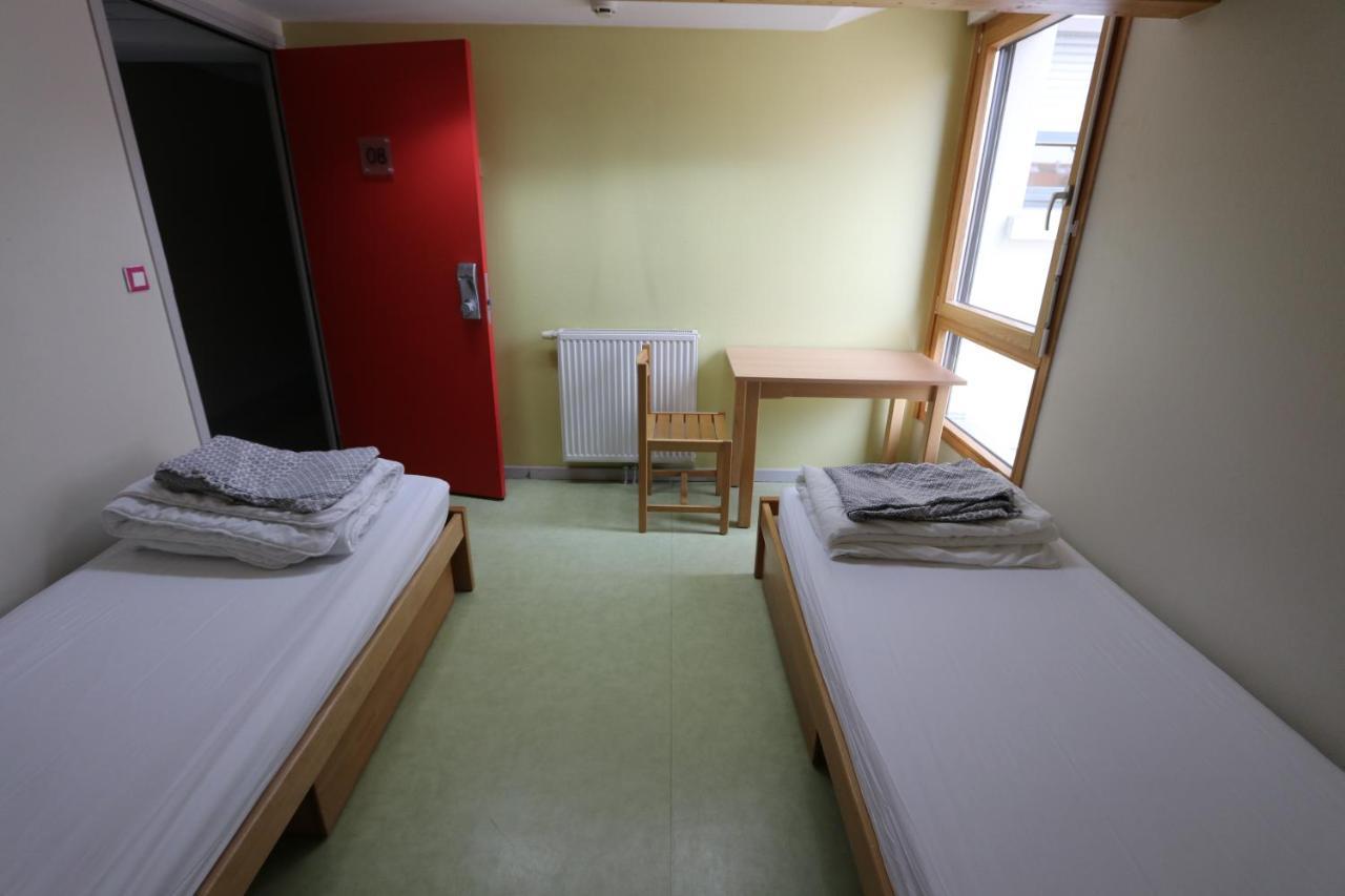 Auberge De Jeunesse Hi Pontarlier Luaran gambar