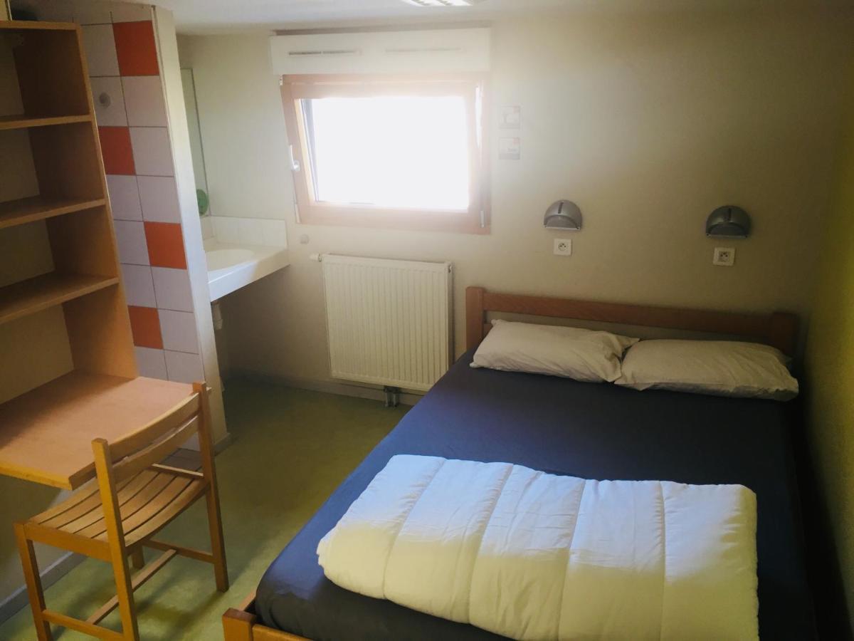 Auberge De Jeunesse Hi Pontarlier Luaran gambar