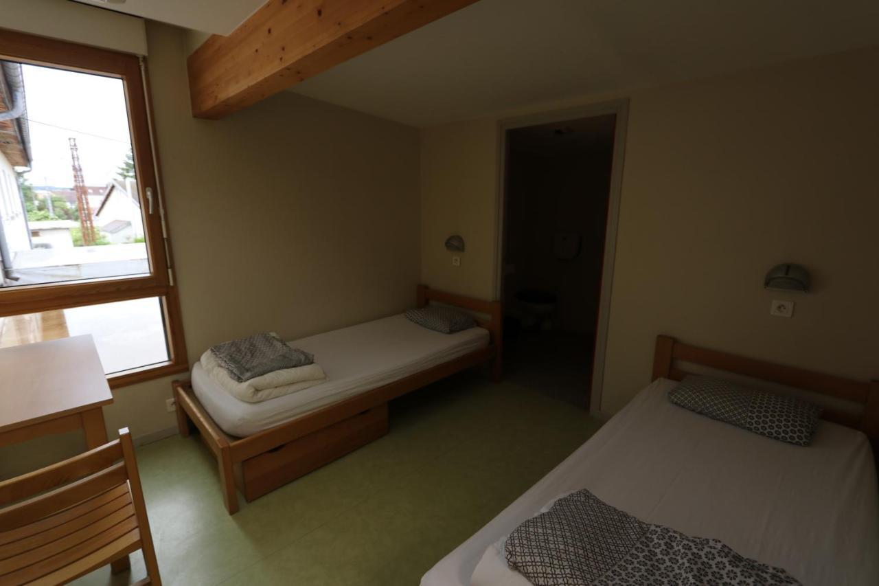 Auberge De Jeunesse Hi Pontarlier Luaran gambar