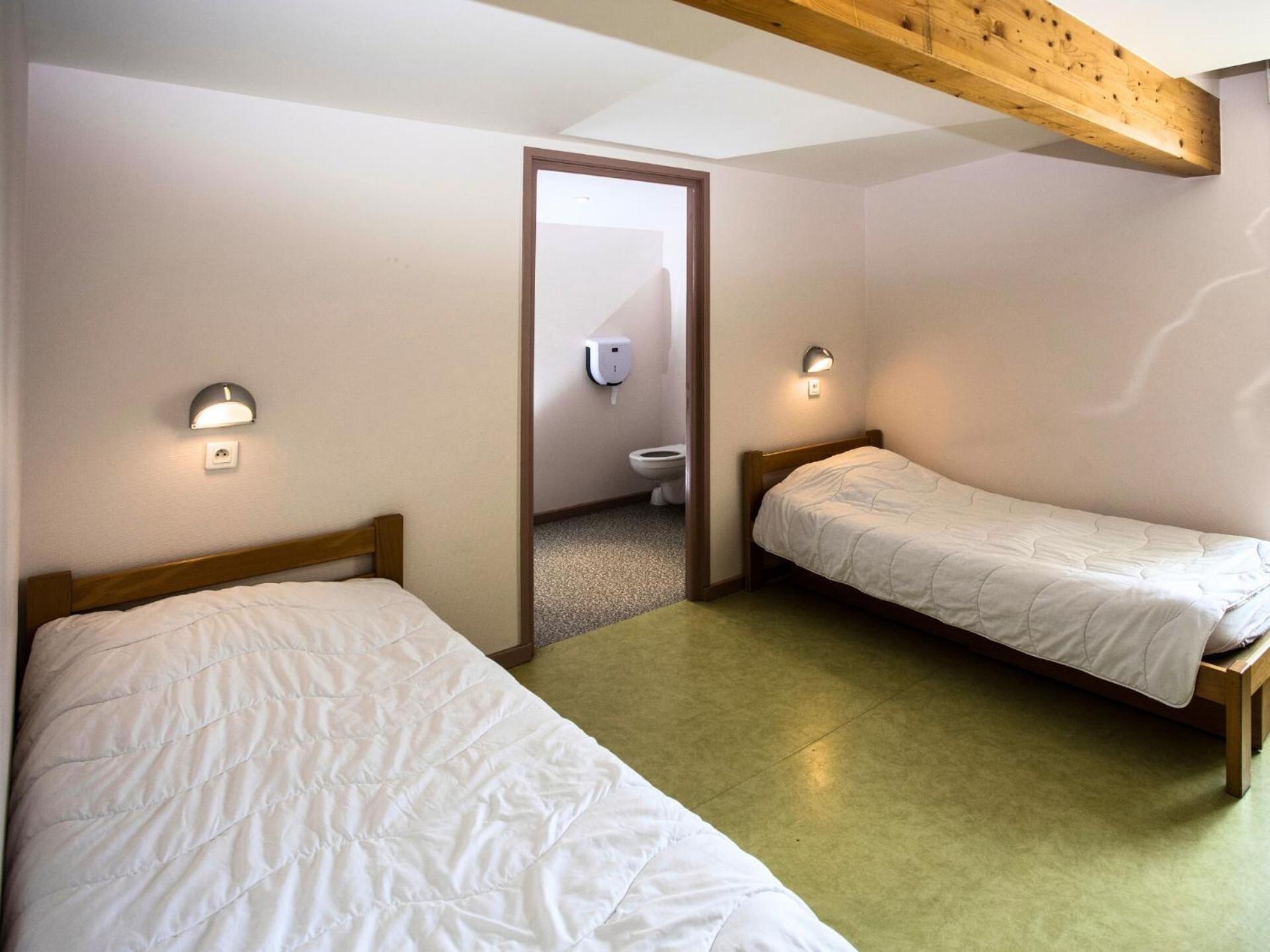 Auberge De Jeunesse Hi Pontarlier Luaran gambar