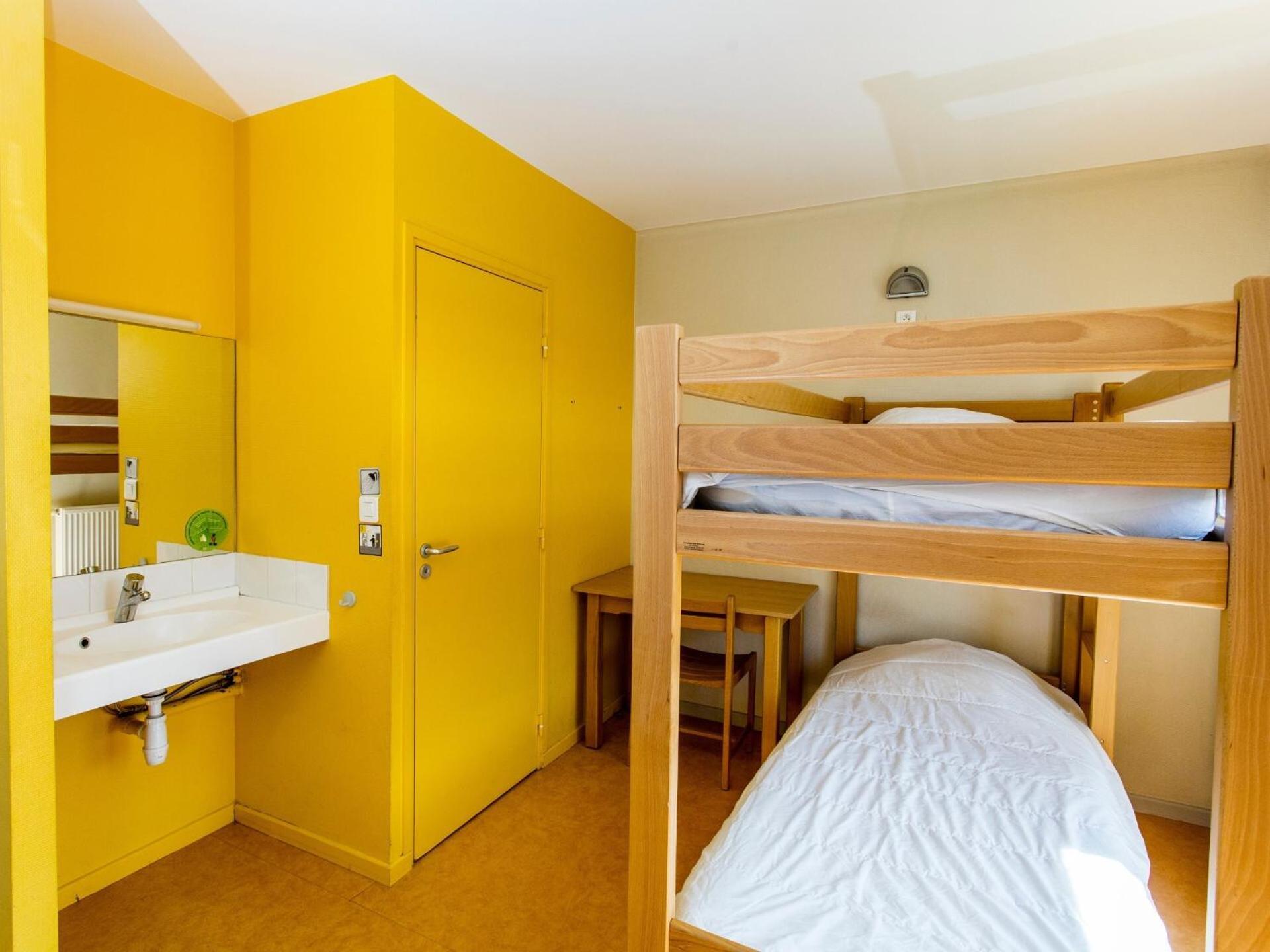 Auberge De Jeunesse Hi Pontarlier Luaran gambar